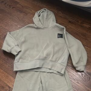 Zara sweatsuit